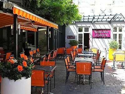 Logis Hotel-restaurant Le Fontarabie Otel