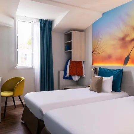 Logis Hotel-restaurant Le Fontarabie 3* 丰特奈勒孔特