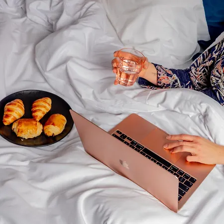 Logis Hotel-restaurant Le Fontarabie 丰特奈勒孔特