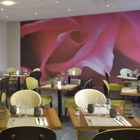 Logis Hotel-restaurant Le Fontarabie Otel