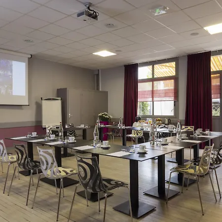 酒店 Logis Hotel-restaurant Le Fontarabie 3*