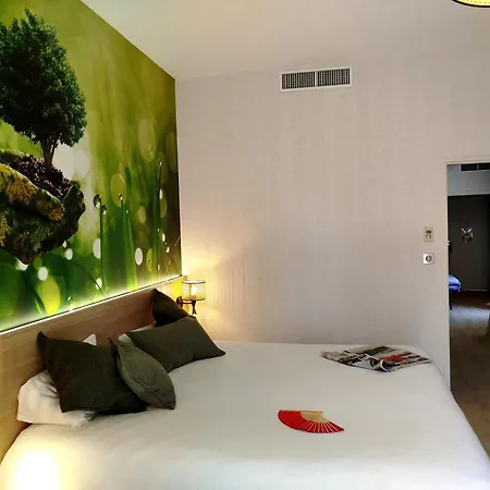 Hotel Logis Hotel-restaurant Le Fontarabie 3*