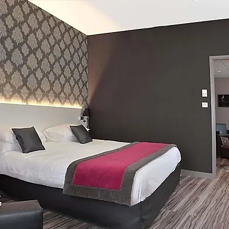 Logis Hotel-restaurant Le Fontarabie 3*