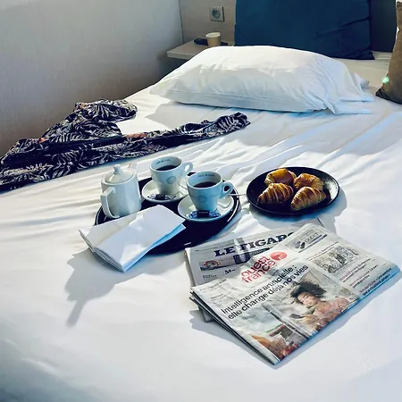 Logis Le Fontarabie Hotel 3*