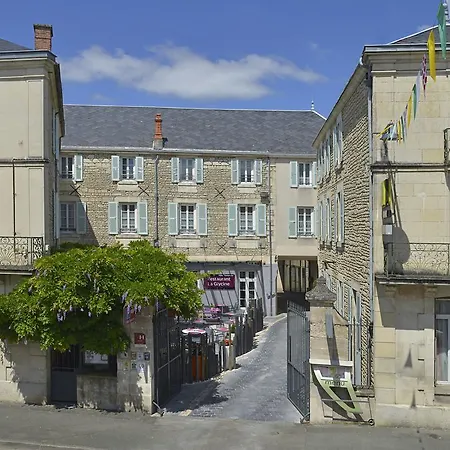 酒店 Logis Hotel-restaurant Le Fontarabie