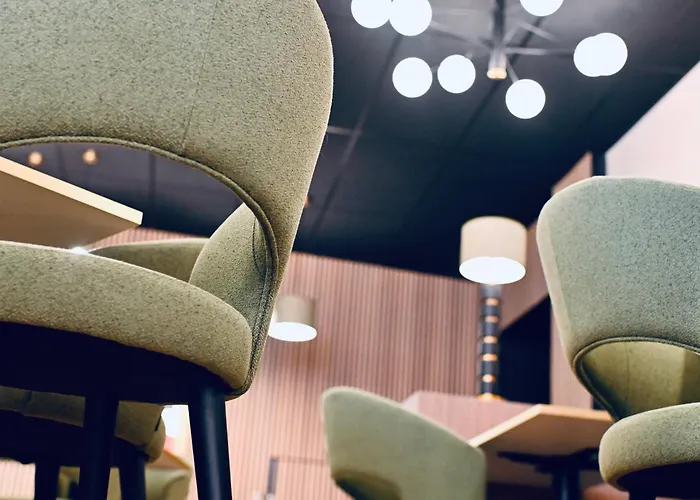 Hotel Logis Hotel-restaurant Le Fontarabie