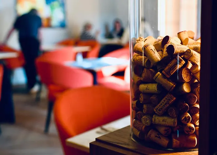 Hotel Logis Hotel-restaurant Le Fontarabie 3*