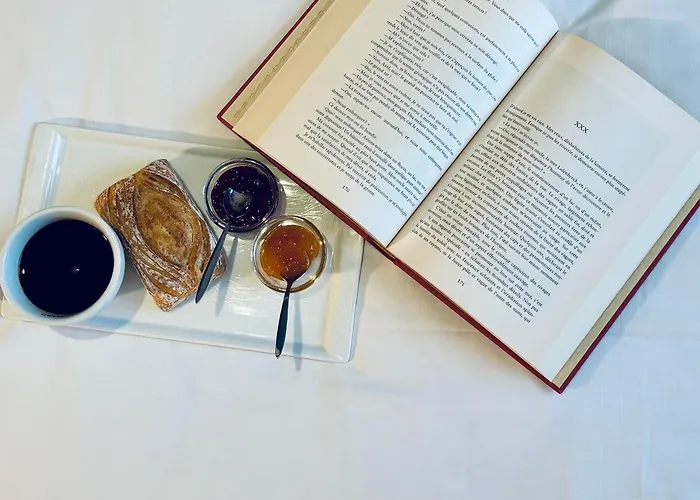 Logis Hotel-restaurant Le Fontarabie Hotel