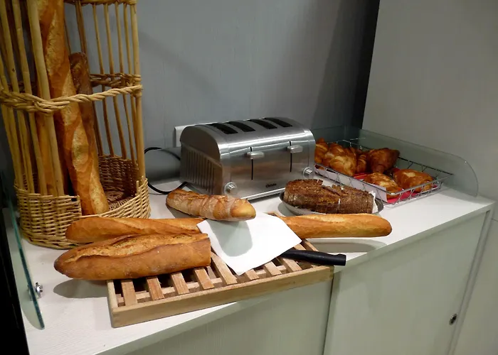 Logis Hotel-restaurant Le Fontarabie Fontenay-le-Comte