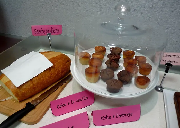 Hotel Logis Hotel-restaurant Le Fontarabie 3*