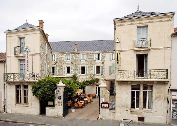 Logis Hotel-restaurant Le Fontarabie 3* Fontenay-le-Comte