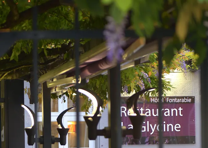 Hotel Logis Hotel-restaurant Le Fontarabie 3*