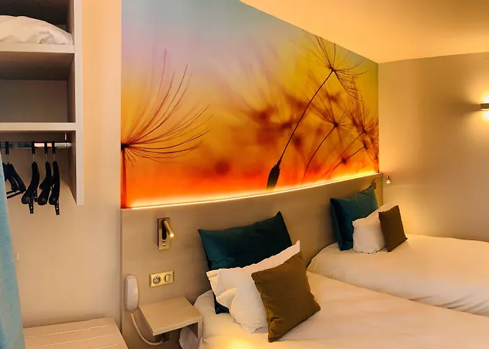 Logis Hotel-restaurant Le Fontarabie מלון פונטנה-לה-קומט