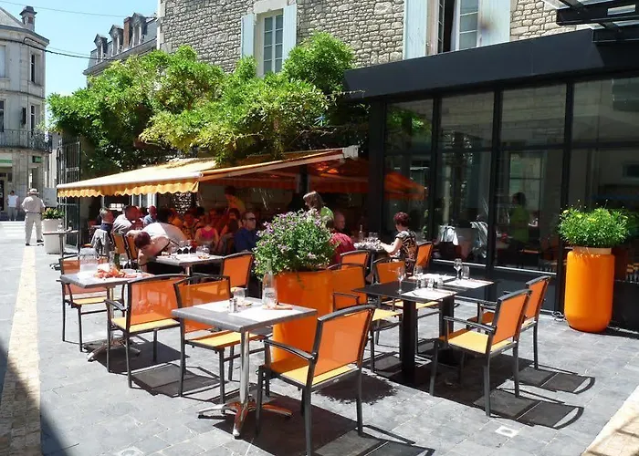 Logis Hotel-restaurant Le Fontarabie Hotel 3*