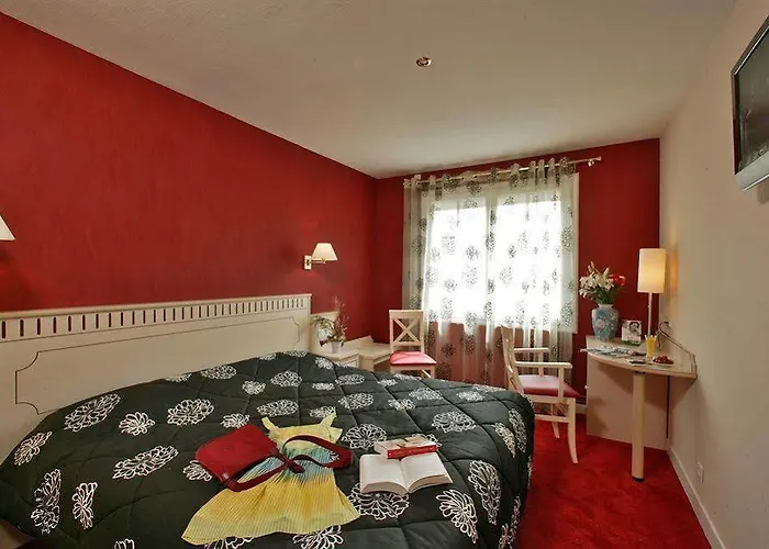 Logis Hotel-restaurant Le Fontarabie Hotel